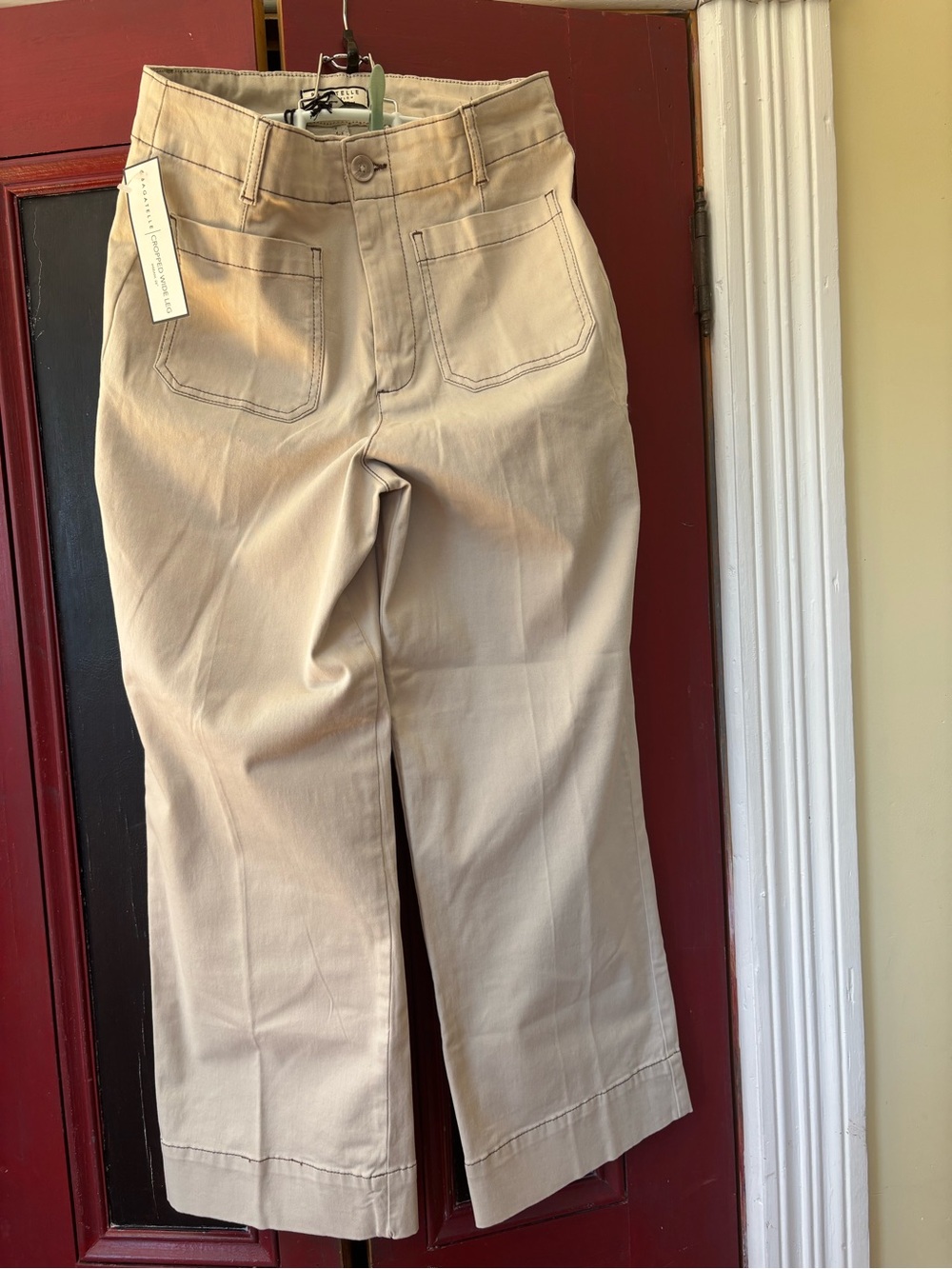 NWT-Bagatelle Cropped Wide Leg Pants in Light Tan with Contrast Stitching - Picture 5 of 7